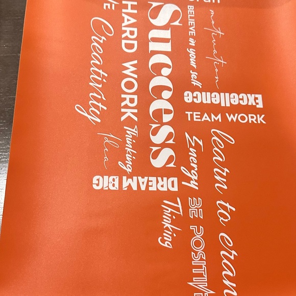 Mat - Picture 2 of 2